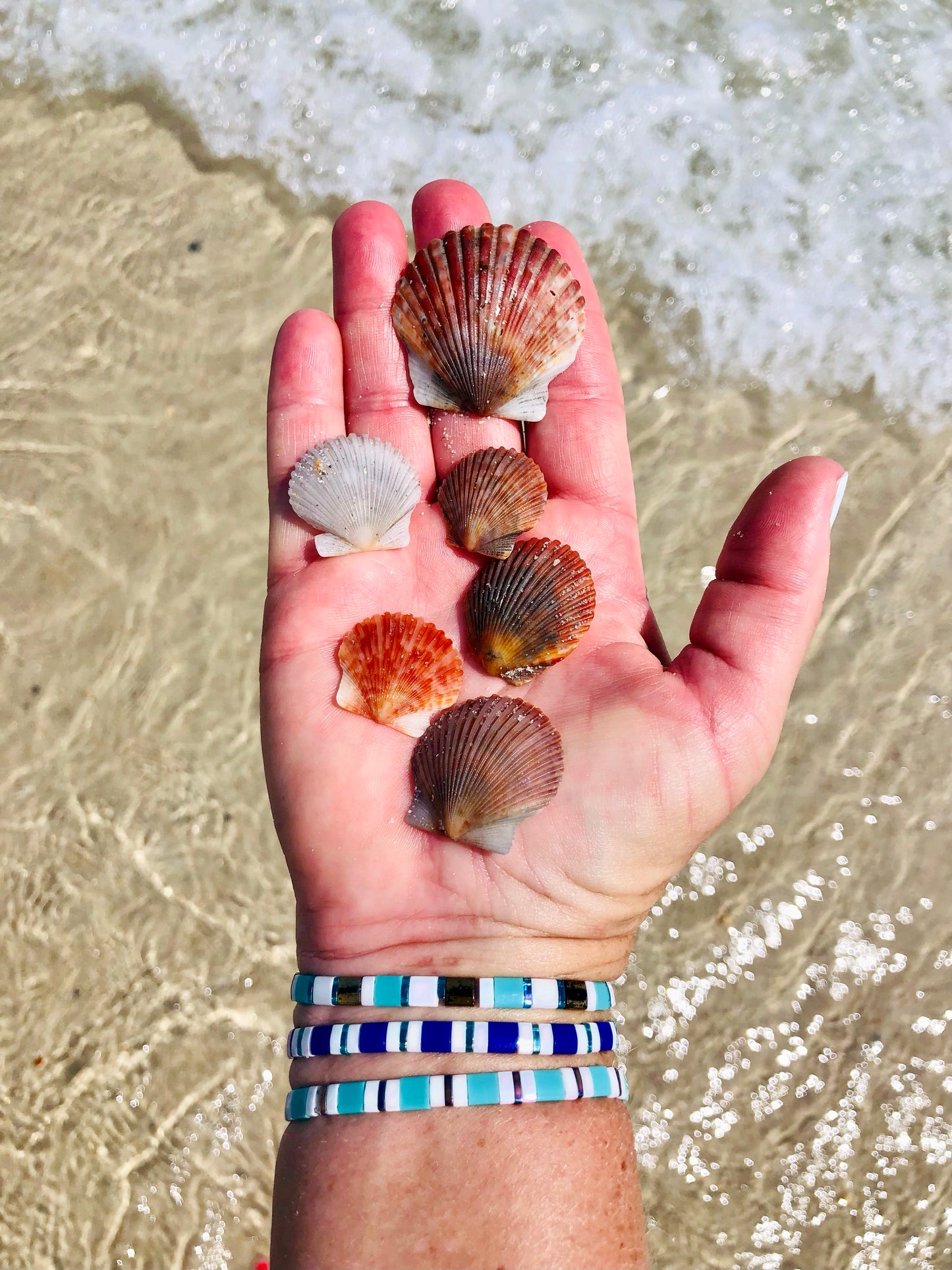 ‘Pool Tiles’ Tila Glass Bead Elastic Bracelet