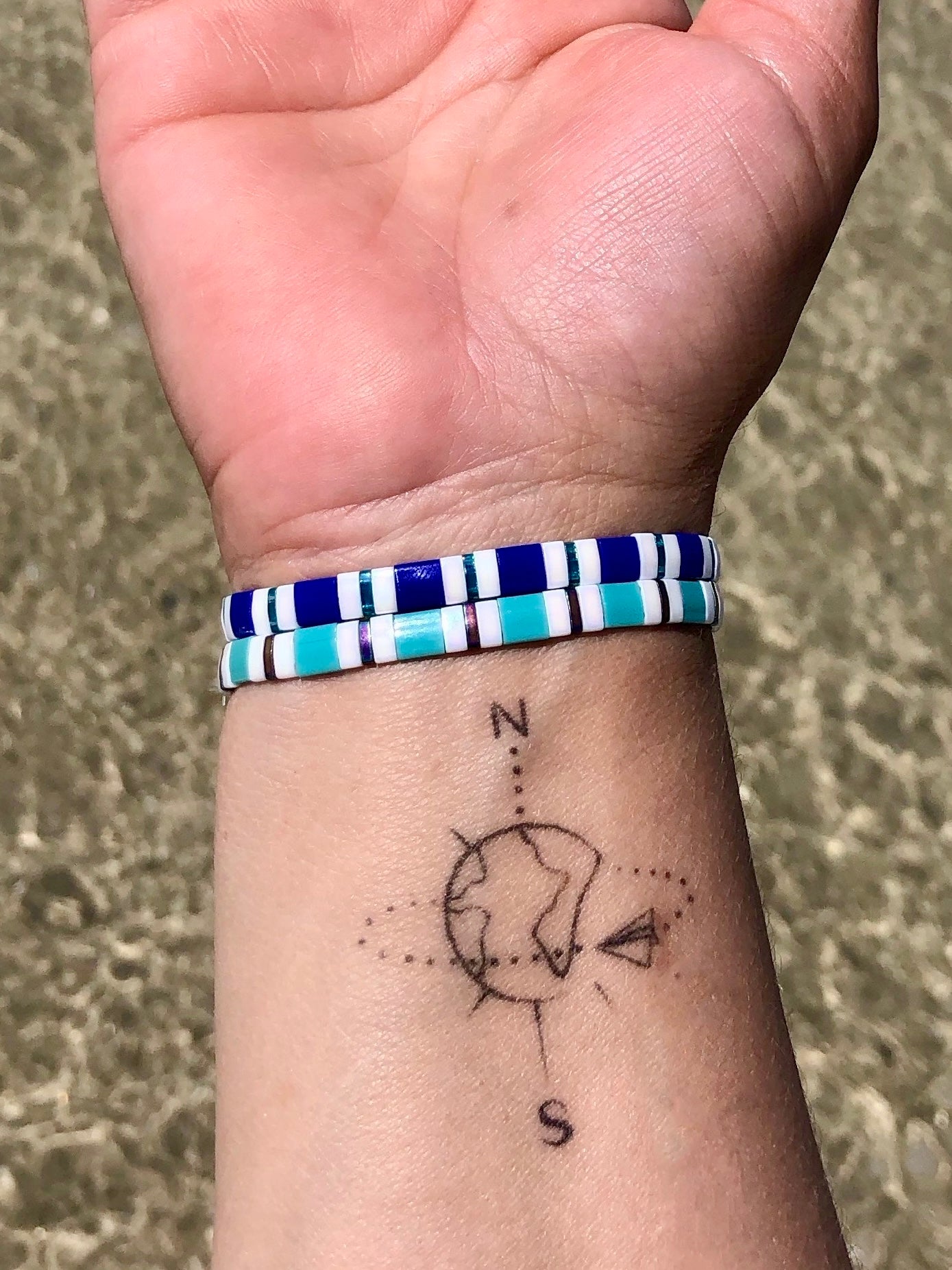 ‘Pool Tiles’ Tila Glass Bead Elastic Bracelet