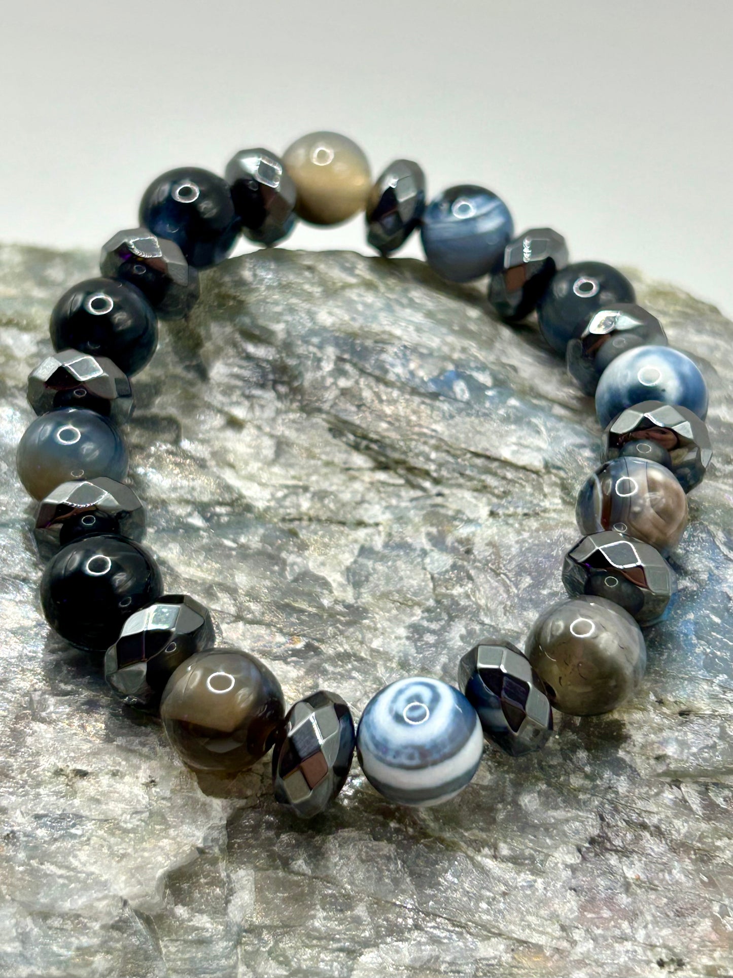 Agate & Hematite Gemstone Bracelet