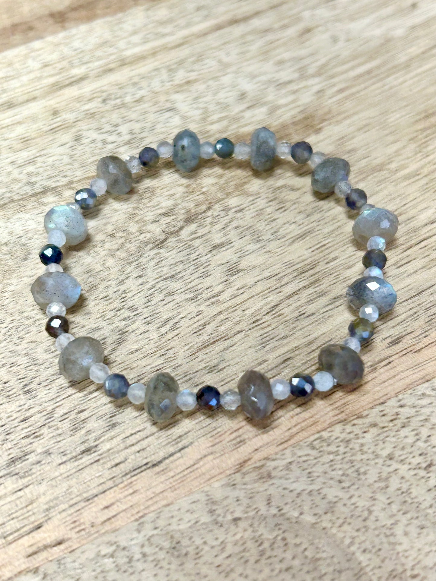 Labradorite & Iolite Gemstone Bracelet